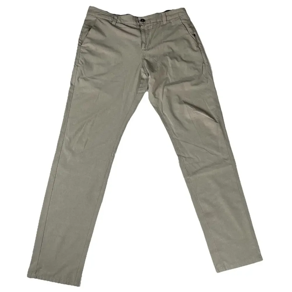 Vuori Aim Performance Chino